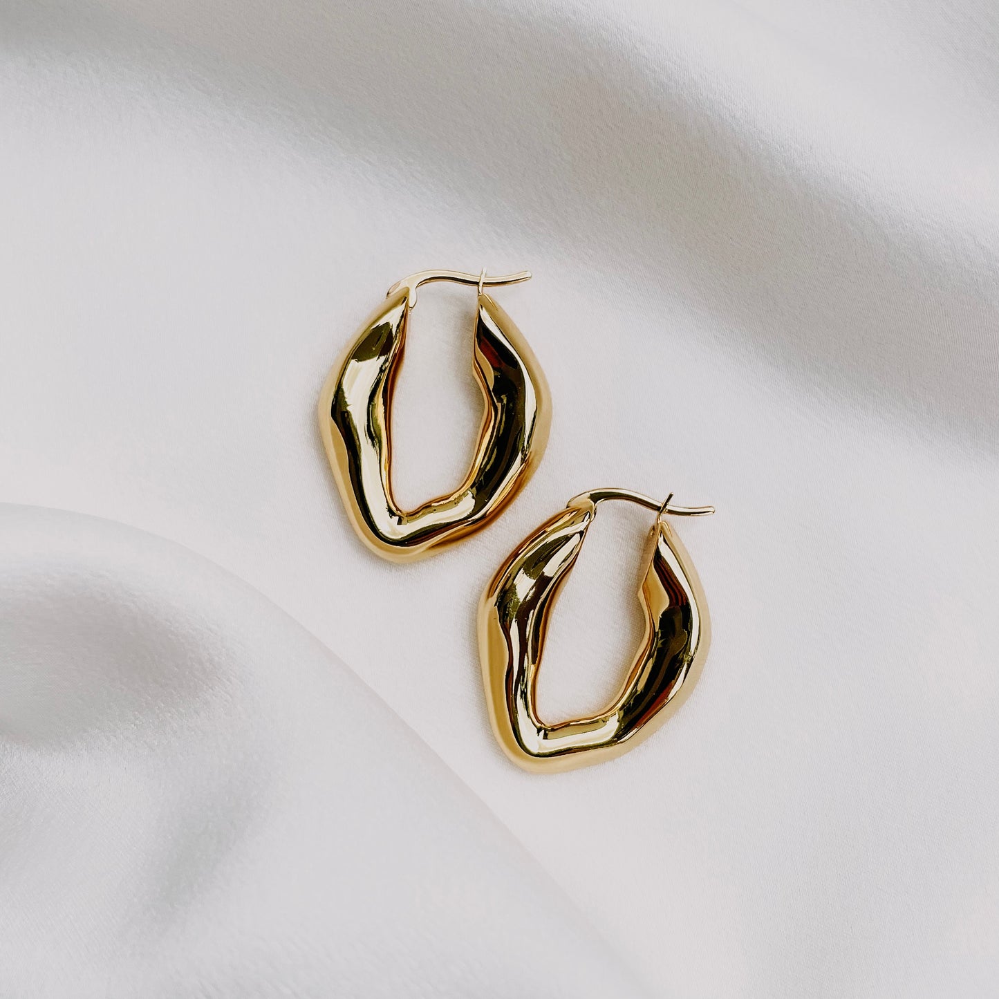 Classic Gold Hoops Set