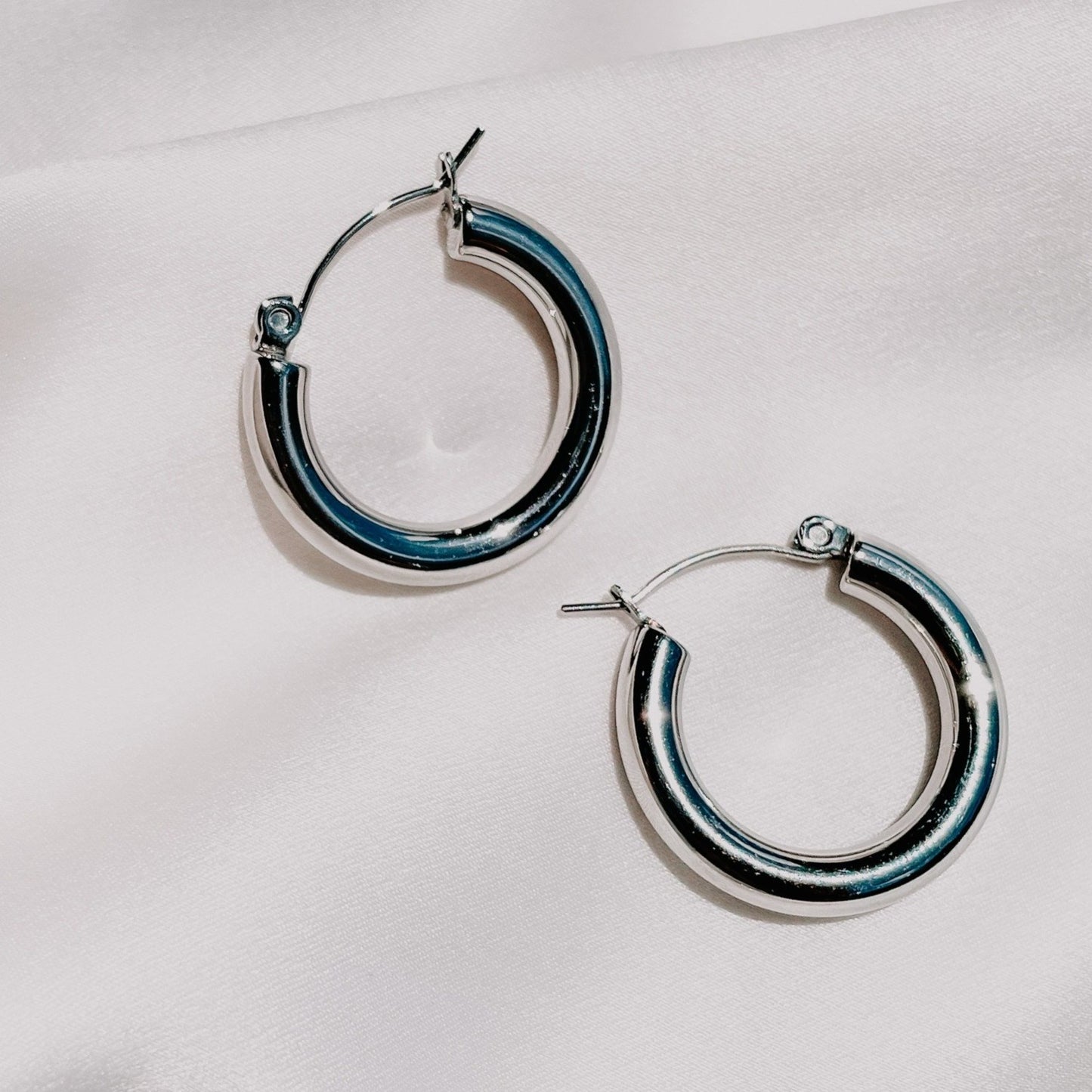 Classic Hoops