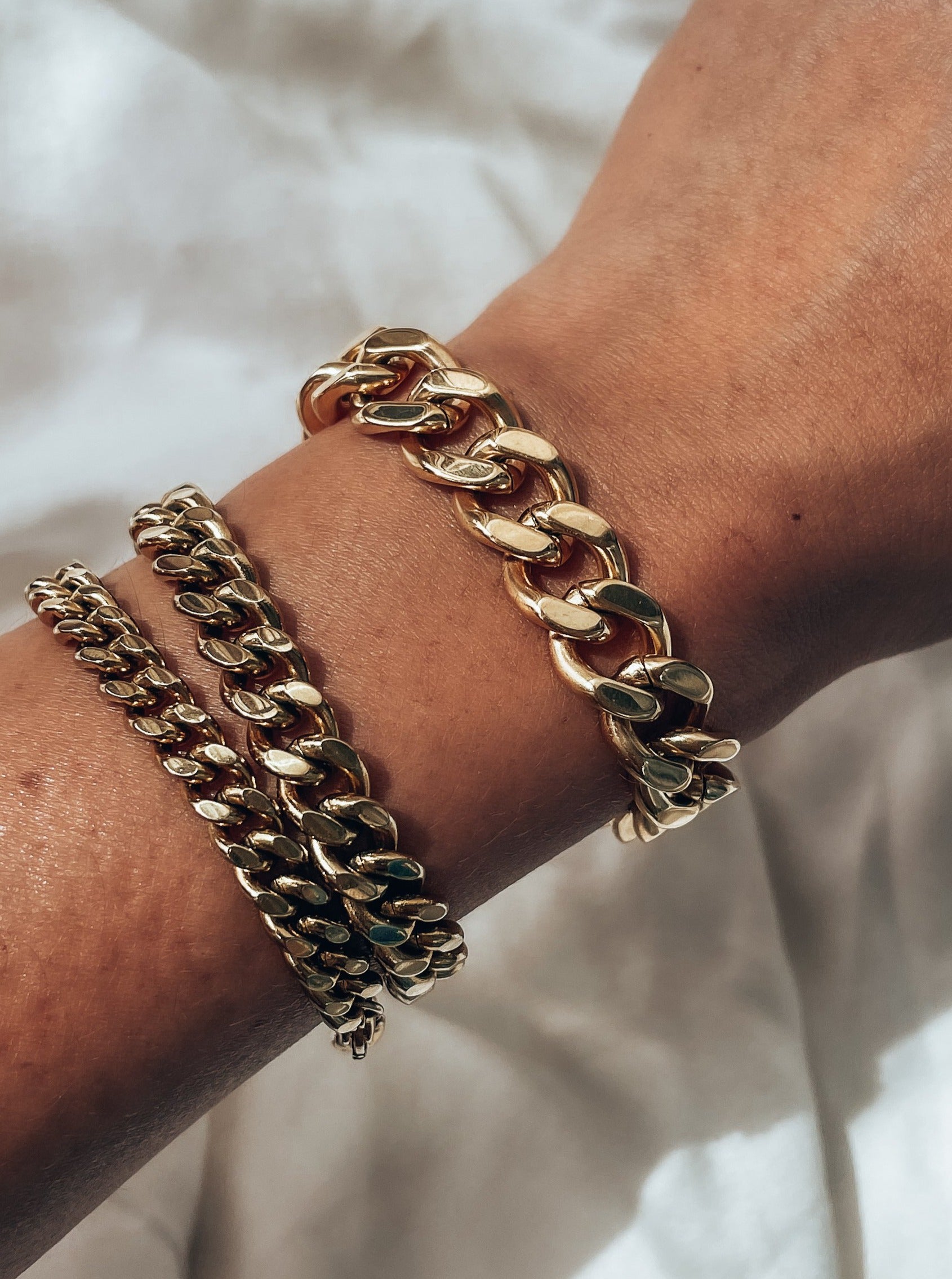 【HEYMAEVE】Quinnブレスレット Quinn Bracelet – HEYMAEVE