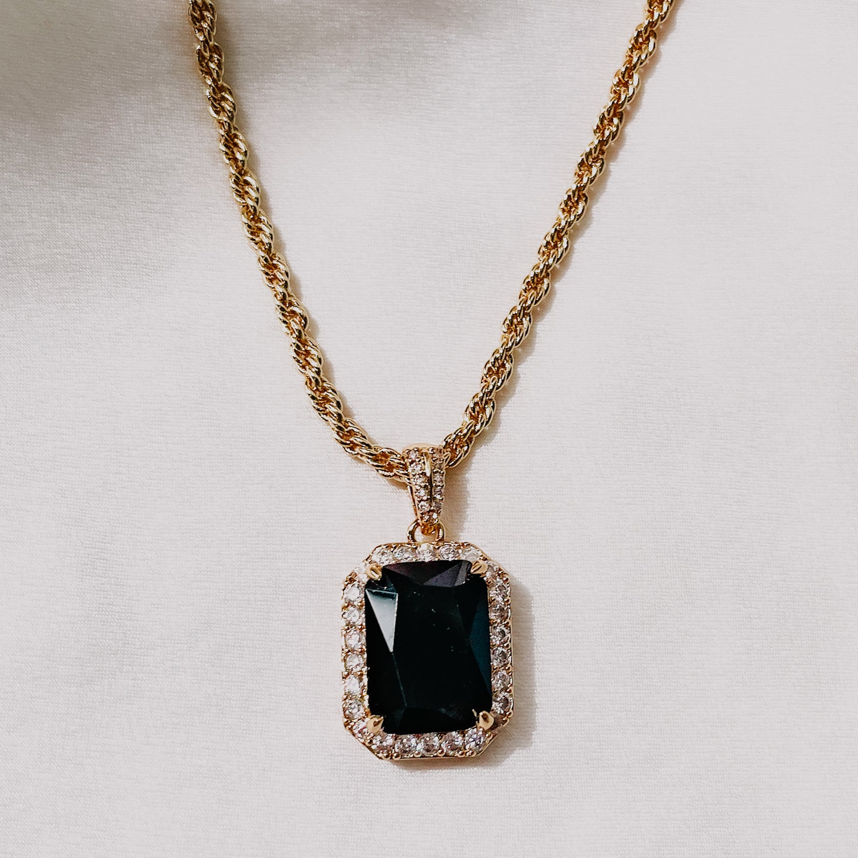 Windsor Necklace – HEYMAEVE