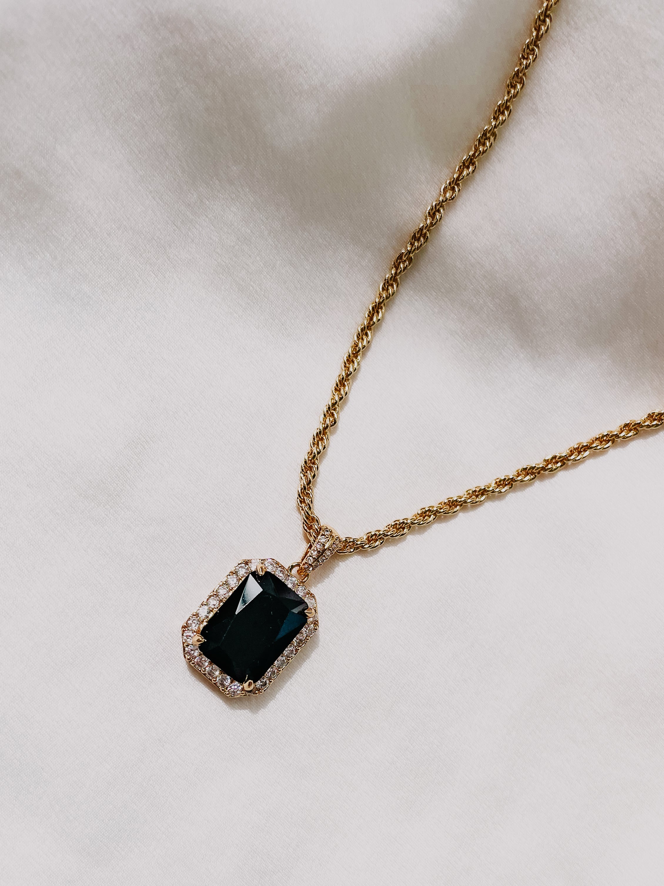 【HEYMAEVE】Windsorネックレス Windsor Necklace – HEYMAEVE