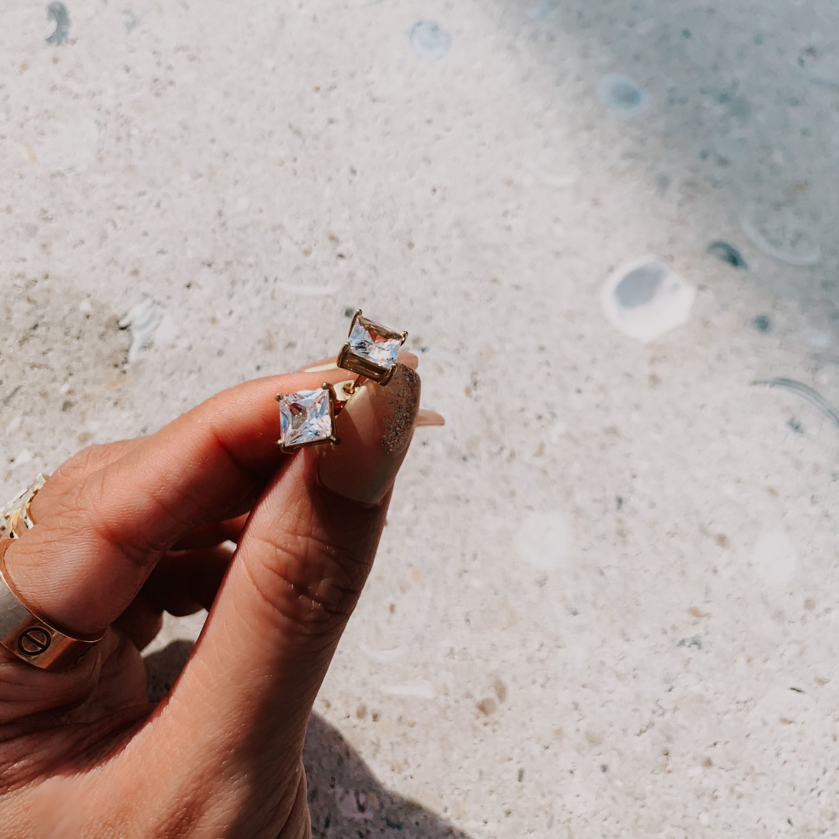 【HEYMAEVE】Manhattan Museピアス Manhattan Muse Earrings – HEYMAEVE
